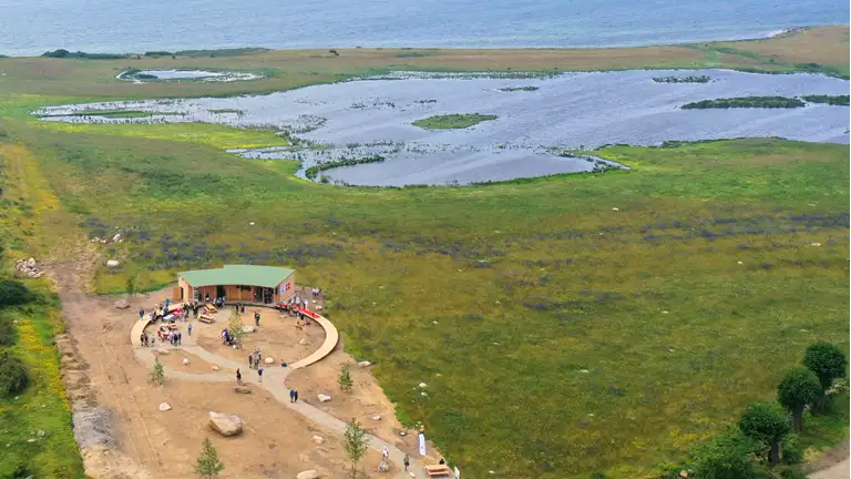Naturrum Knudshoved set fra oven